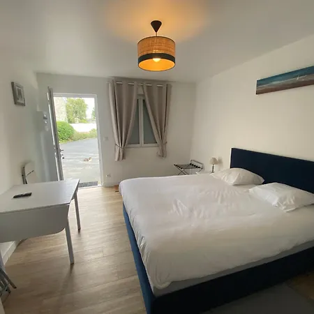 De De Fresne Pensionat Saint-Côme-de-Fresné