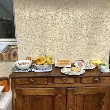 De De Fresne Pensionat Saint-Côme-de-Fresné