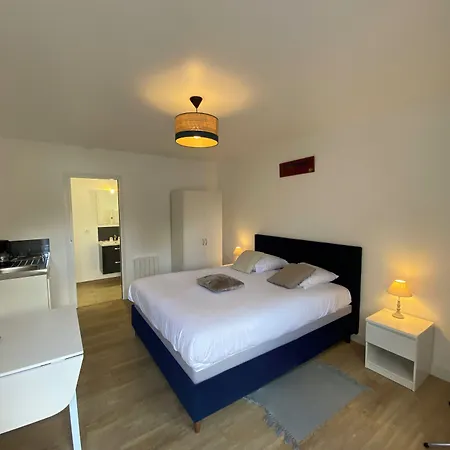 De De Fresne Pensionat Saint-Côme-de-Fresné