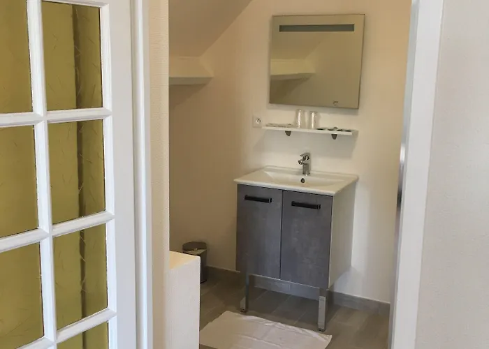 De De Fresné Pensión Saint-Côme-de-Fresné